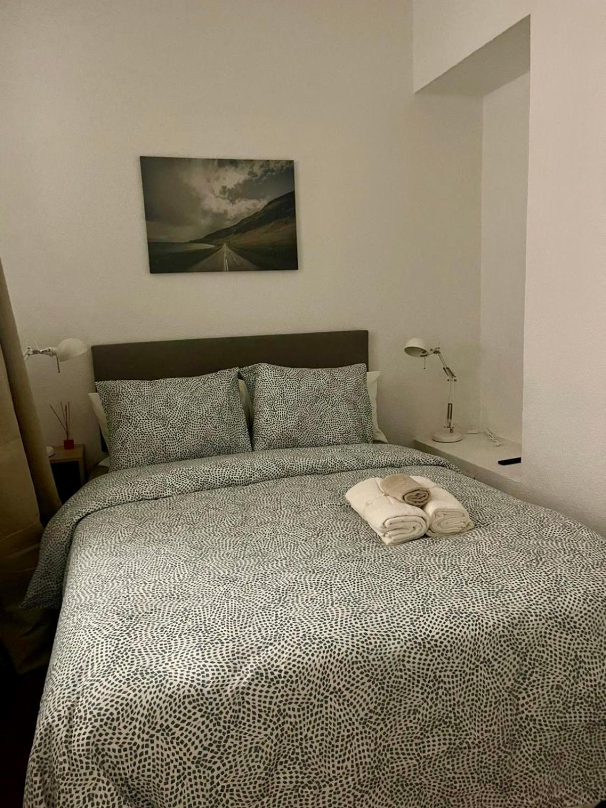 Rooms Caceres Madrid Bagian luar foto